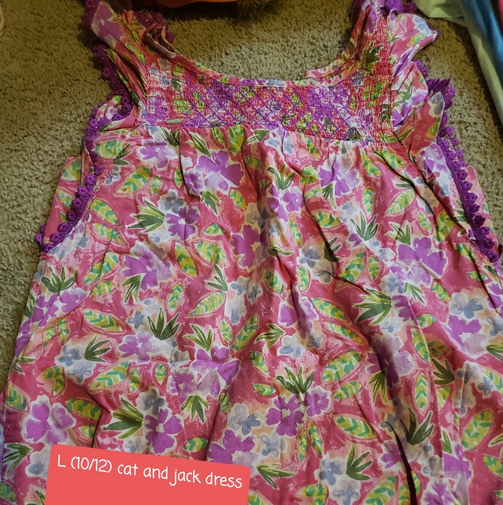Girl's clothes